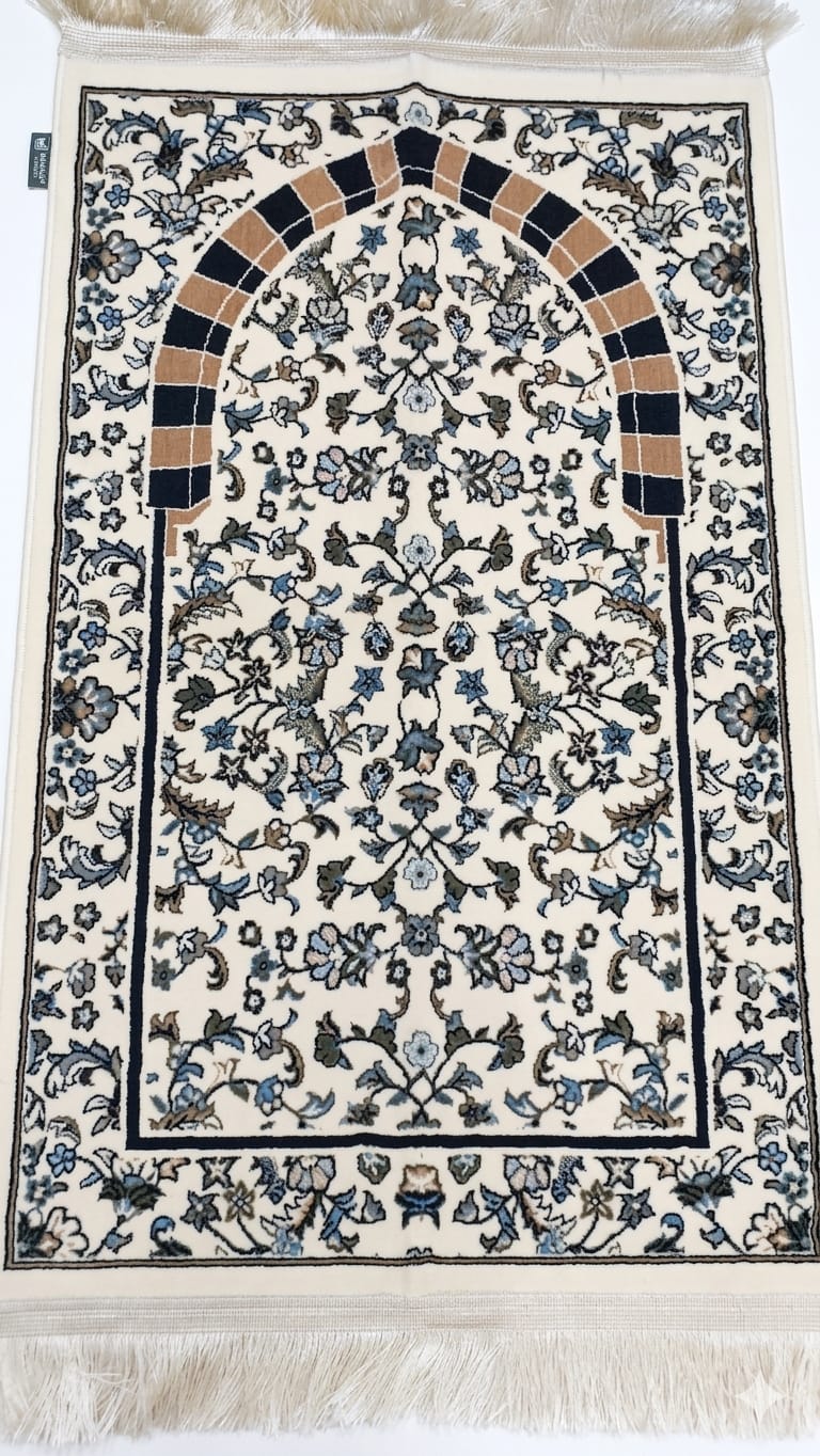 Sujada Al Rawdah 8M Janamaz – Cream & Navy Floral Mihrab Islamic Prayer Rug (70 x 110 cm)
